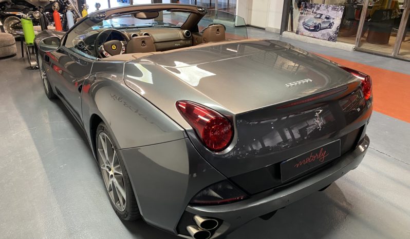 FERRARI – CALIFORNIA – 4.3 – V8 – 460 CH plein