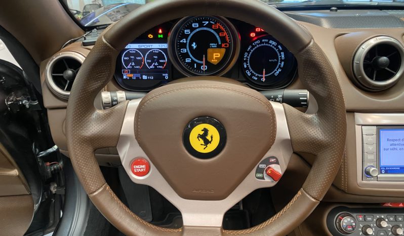 FERRARI – CALIFORNIA – 4.3 – V8 – 460 CH full