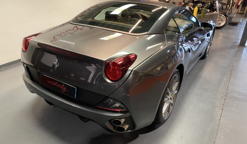 FERRARI – CALIFORNIA – 4.3 – V8 – 460 CH plein