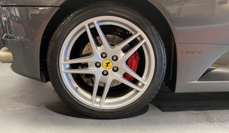 FERRARI F430 – V8 4.3 – F1 -490 CH plein