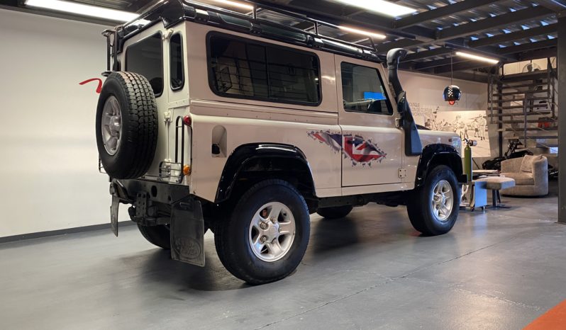 LAND ROVER DEFENDER 90 – 2.4 -122 CH plein