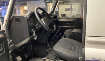 LAND ROVER DEFENDER 90 – 2.4 -122 CH full