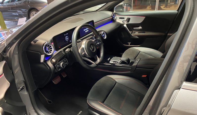 MERCEDES BENZ – CLASSE A 180 D – AMG LINE – 7G-DCT full