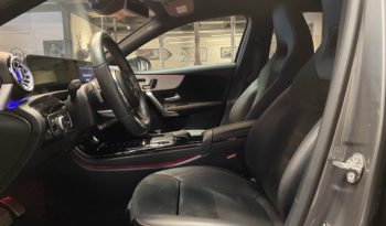 MERCEDES BENZ – CLASSE A 180 D – AMG LINE – 7G-DCT full