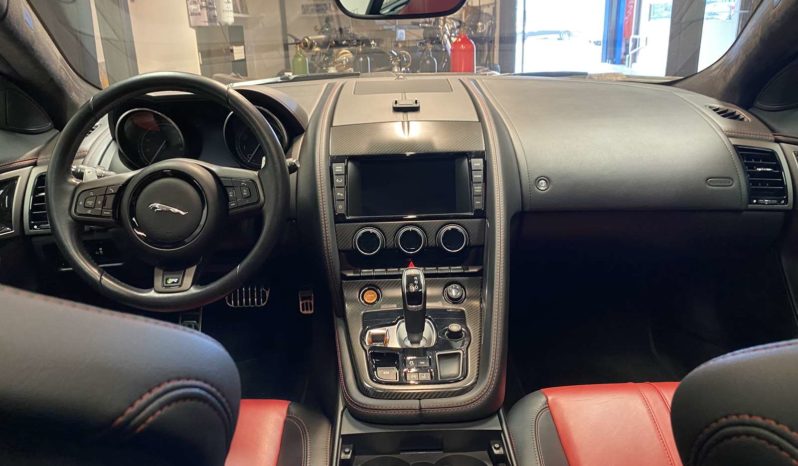 JAGUAR – F-TYPE R – COUPE – 5.0 V8 – 550 CH – BVA8 plein