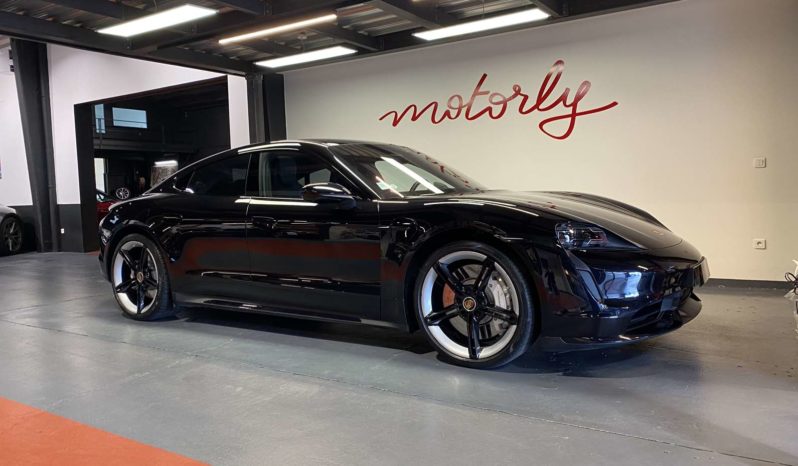 PORSCHE – TAYCAN TURBO – 680CH plein