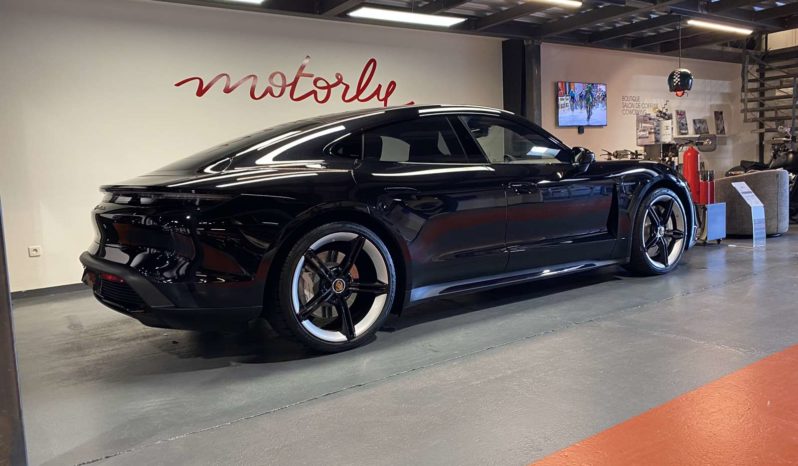 PORSCHE – TAYCAN TURBO – 680CH plein