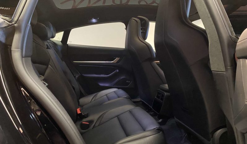 PORSCHE – TAYCAN TURBO – 680CH plein