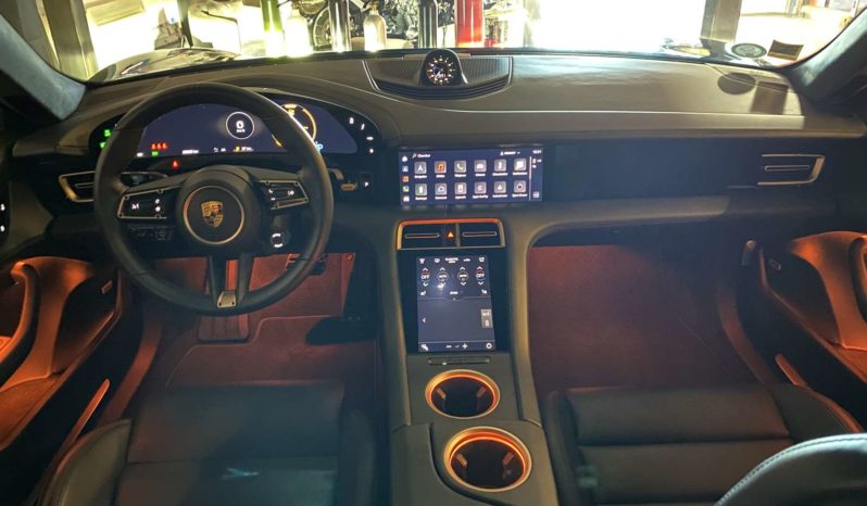 PORSCHE – TAYCAN TURBO – 680CH plein