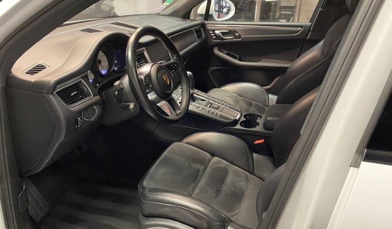 PORSCHE MACAN GTS V6  3.0  PDK 360CH plein