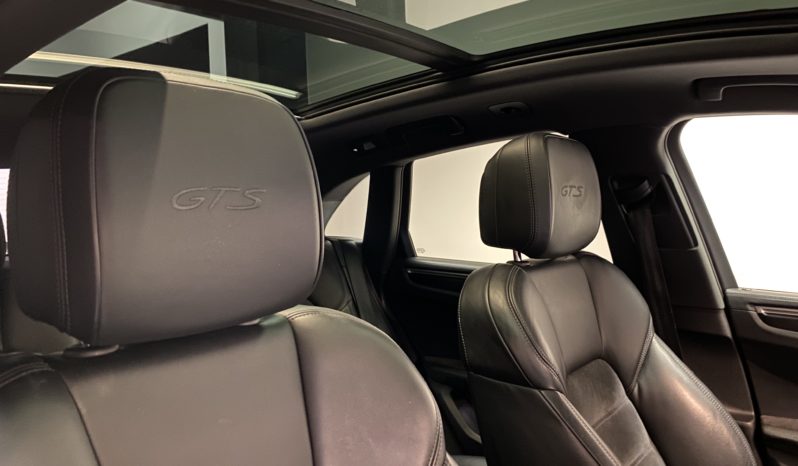 PORSCHE MACAN GTS V6  3.0  PDK 360CH plein
