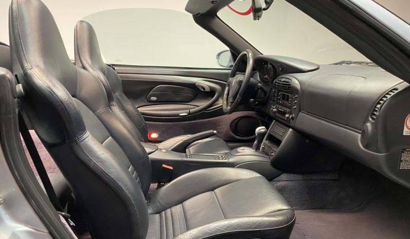 PORSCHE 911 (996) CARRERA 4 CABRIOLET 3.4 300 CH TIPTRONIC S plein