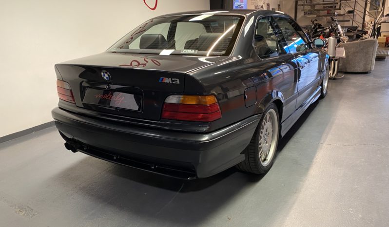 BMW M3 (E36) 3.0 BVM 286CH full