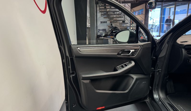 PORSCHE MACAN GTS V6 2.9  PDK 380CH plein