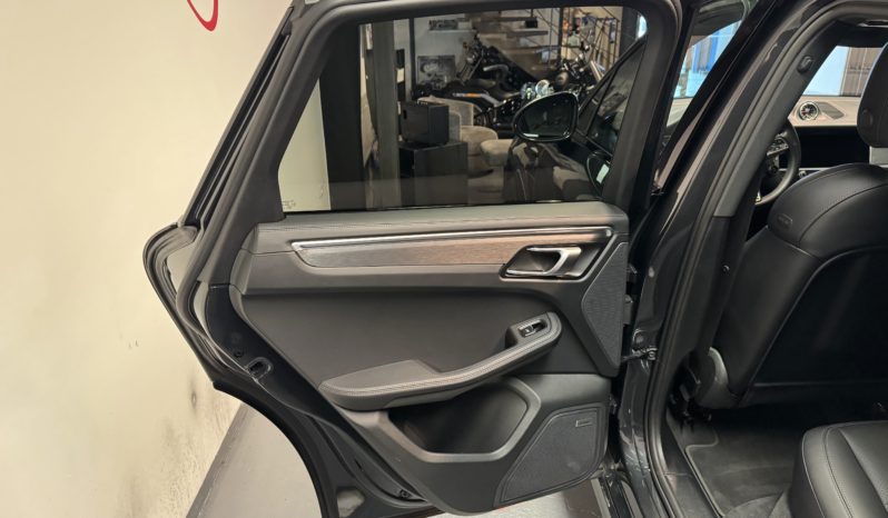 PORSCHE MACAN GTS V6 2.9  PDK 380CH plein