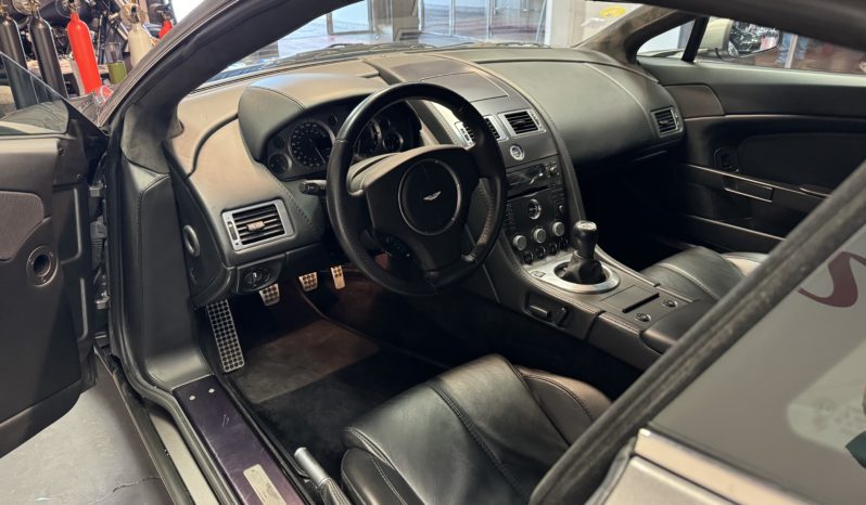 ASTON MARTIN V8 VANTAGE 4.3 BVM 380 CH plein