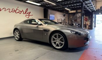 ASTON MARTIN V8 VANTAGE 4.3 BVM 380 CH plein