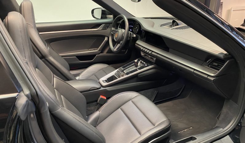 PORSCHE 911 (992) TARGA 4S – 3.0 – 450 CH – PDK plein