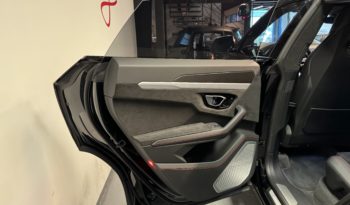 LAMBORGHINI URUS 4.0 V8 BITURBO 650CH plein