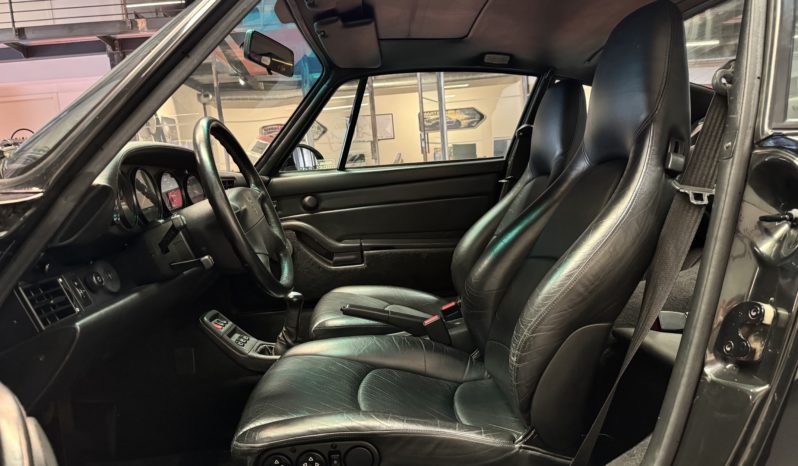PORSCHE 911 (993) CARRERA 4 – BVM – 285CH plein