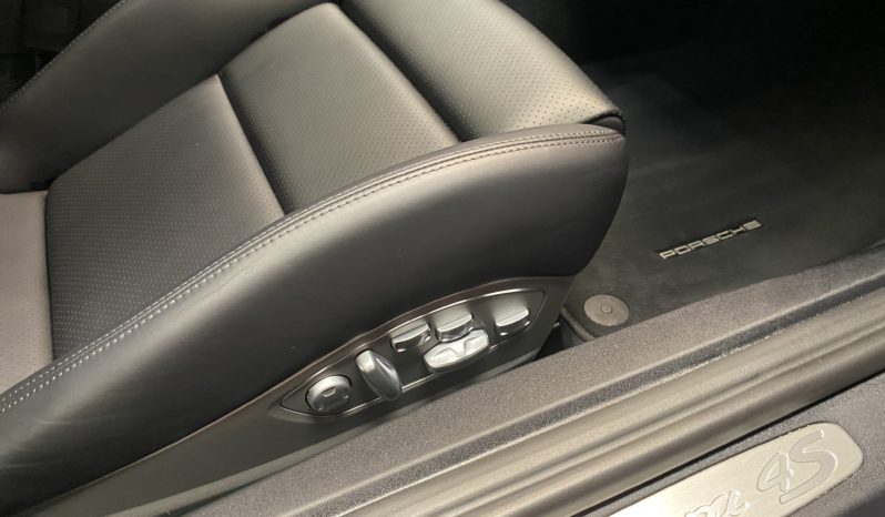 PORSCHE 911 (991.2) CARRERA 4S – 420CH – PDK plein