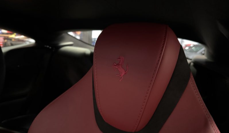 FERRARI ROMA 4.0 V8 620 CH plein