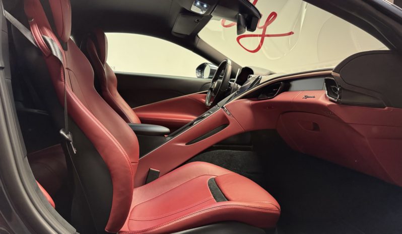 FERRARI ROMA 4.0 V8 620 CH plein