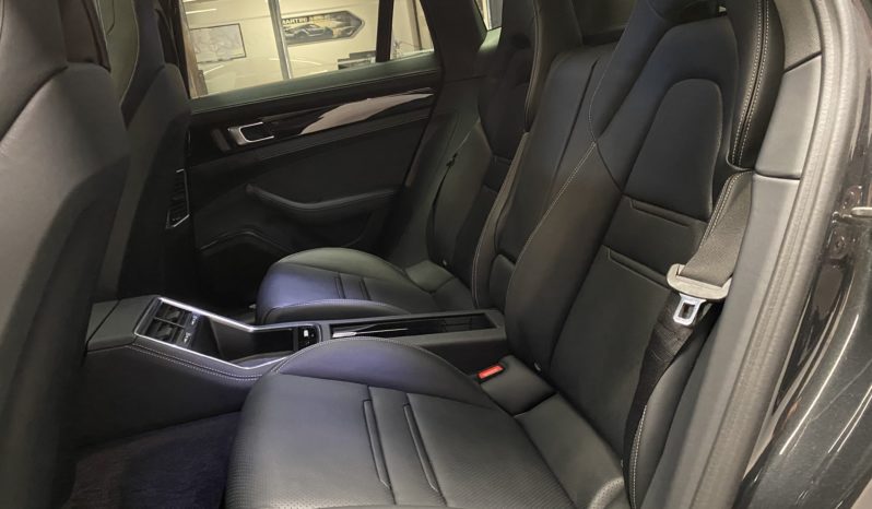 PORSCHE PANAMERA 4 HYBRIDE 3.0 V6 462 CH plein