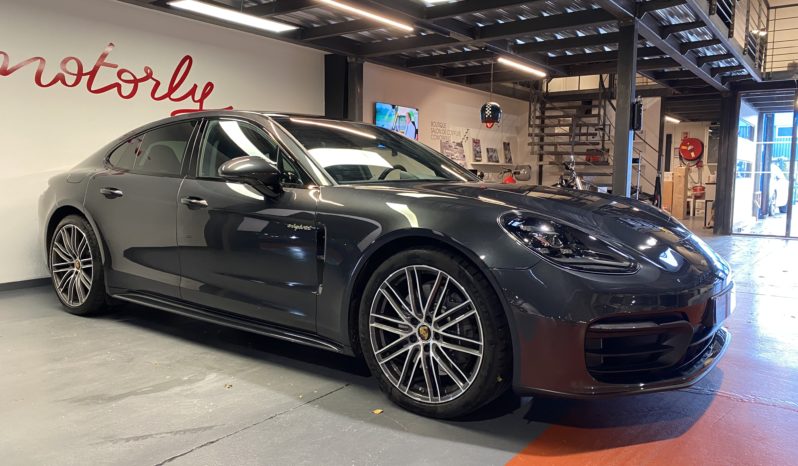 PORSCHE PANAMERA 4 HYBRIDE 3.0 V6 462 CH full