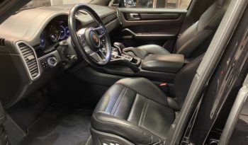 PORSCHE CAYENNE E-HYBRID 3.0 V6 462 CH plein