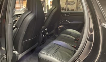 PORSCHE CAYENNE E-HYBRID 3.0 V6 462 CH plein
