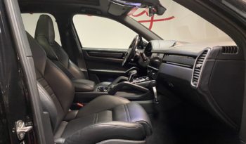 PORSCHE CAYENNE E-HYBRID 3.0 V6 462 CH plein