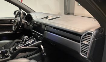 PORSCHE CAYENNE E-HYBRID 3.0 V6 462 CH plein