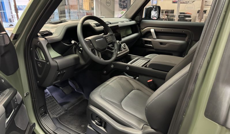 LAND ROVER DEFENDER 90 P400 X-DYNAMIC 75th ANNIVERSARY LIMITED EDITION plein