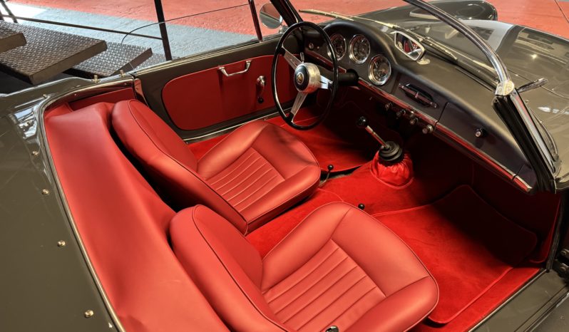 ALFA ROMEO GIULIA 1600 SPIDER plein