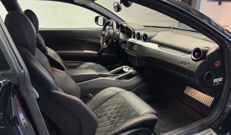 FERRARI FF V12 6.3 660CH plein